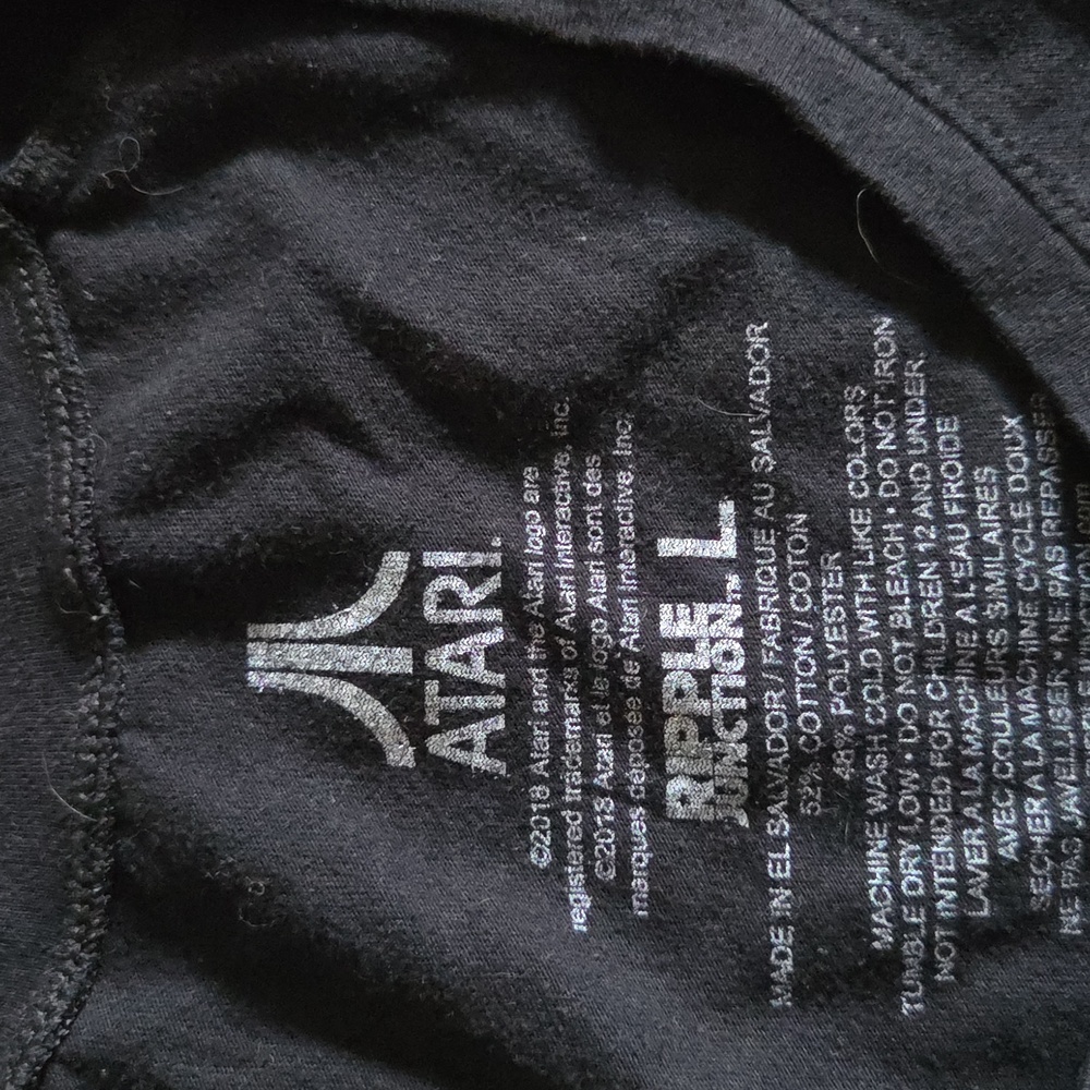 Atari Tshirt - Picture 3 of 3